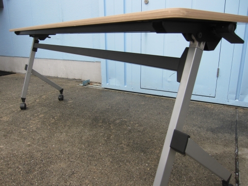 特価！　会議テーブル　木目チーク　1800ｘ450ｘ720　イトーキ製　スタックテーブル