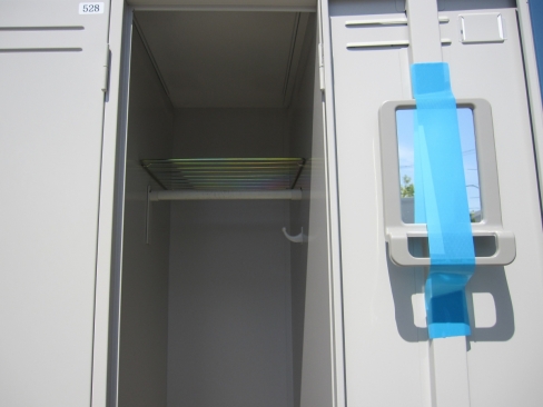3人用ロッカー　コクヨ製LK　ニューグレー　鍵あり　※業販不可