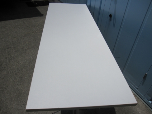 特価！　会議用テーブル　ホワイト　1800ｘ600ｘ700　スタックテーブル