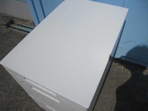 特価！　3段ワゴン　鍵あり　ホワイト　コクヨ製GT　395ｘ600ｘ650　インサイドワゴン
