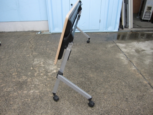 特価！　会議テーブル　木目チーク　1800ｘ450ｘ720　イトーキ製　スタックテーブル