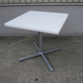 会議テーブル　750ｍｍ角　ホワイト