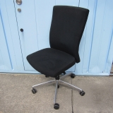 事務イス 肘なし ブラック コクヨ製プント