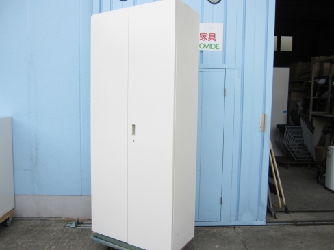 特価！　両開き書庫　ホワイト　鍵あり　イトーキ製シンライン　900ｘ450ｘ2150