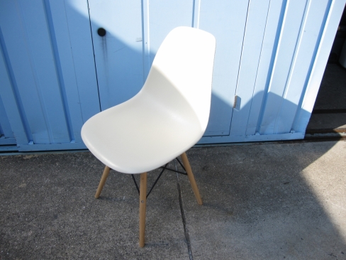 シェルチェア　木目ホワイト