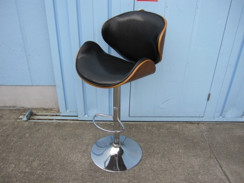 カウンターチェア　SH630～830　ブラック・背面木製　バーチェア