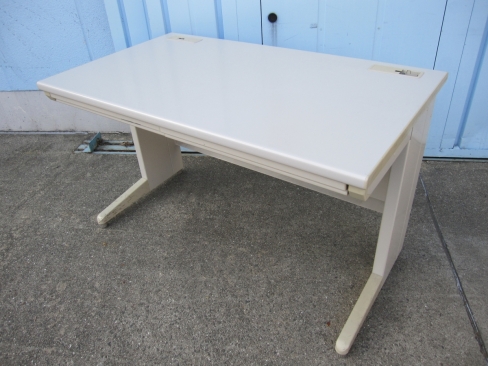 事務机　ニューグレー　1200ｘ700ｘ700　平デスク