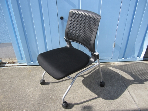 会議用チェア　ブラック　コクヨ製オルディナ　CKH-690E6