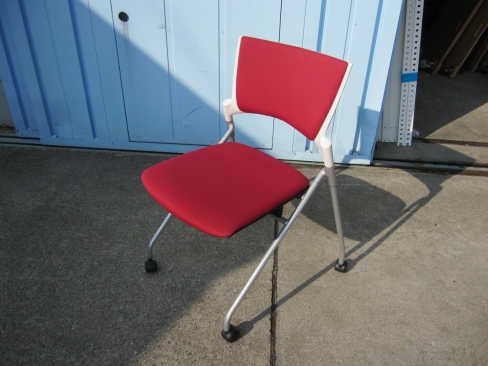 特価！　会議用チェア　レッド　イトーキ製マノスチェア　KLD-320PG-ZWM4