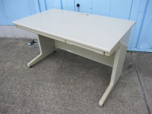 特価！　事務机　平デスク　1200ｘ700ｘ700　ニューグレー　プラス製