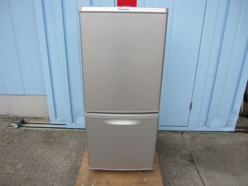 特価！　2ドア冷蔵庫　Panasonic製　NR-B149W-S　２０１７年製　状態良好！