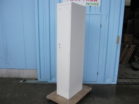 １人用ロッカー　ホワイト　鍵あり　317ｘ515ｘ1790　コクヨ製LK