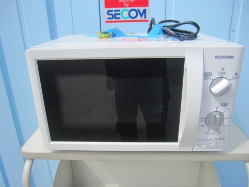 電子レンジ　2018年製　アイリスオーヤマ　IMB-T174-6-W