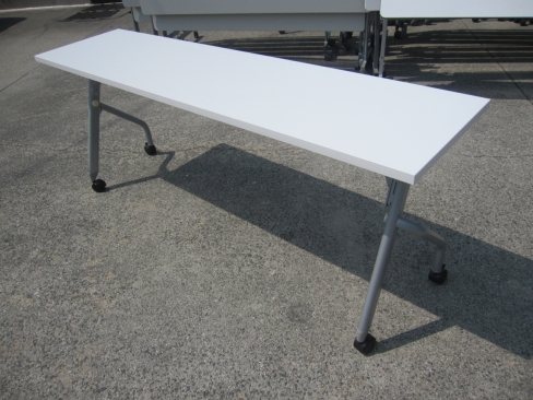 会議用テーブル　ホワイト　1800ｘ450ｘ700　スタックテーブル
