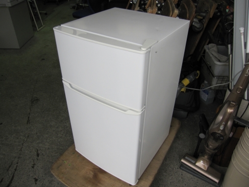 2020年製　2ドア冷蔵庫　ハイアール製　JR-N85C