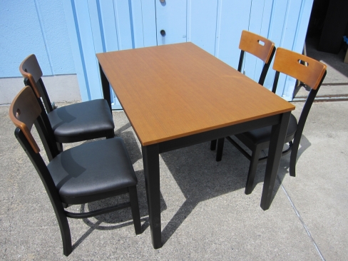 特価！　テーブルセット　テーブルｘ1　イスｘ4　テーブルサイズ1200ｘ750ｘ700