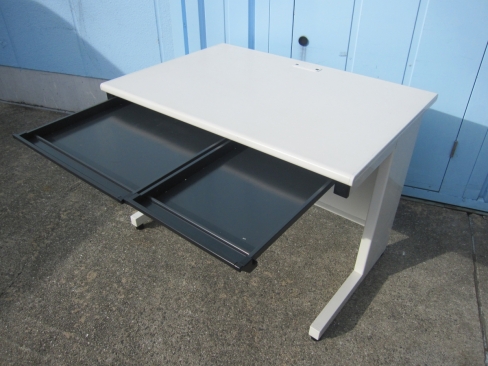事務机　平デスク　ホワイト　1000ｘ700ｘ700　プラス製フラットライン