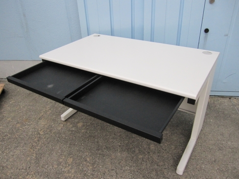 事務机　平デスク　ホワイト　1200ｘ700ｘ700