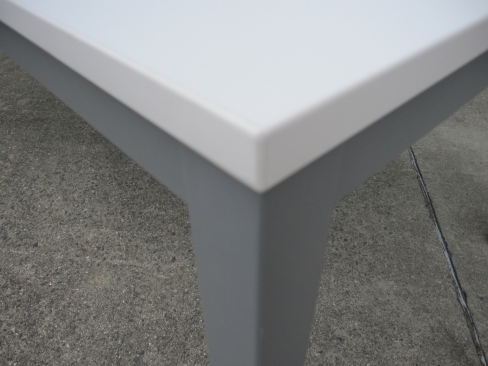 会議テーブル　ホワイト　1800ｘ900ｘ720