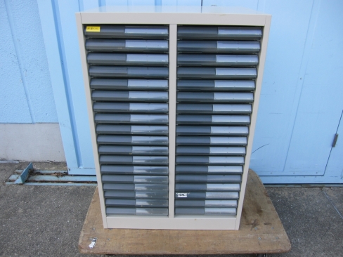 2列18段クリアケース　ニューグレー　590ｘ400ｘ880