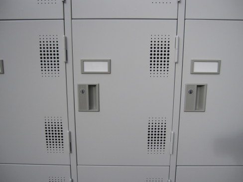 12人用ロッカー　鍵あり　ニューグレー　豊国工業製　900ｘ515ｘ1790
