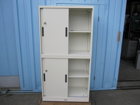 上下書庫セット　ホワイト　鍵あり　800ｘ400ｘ1760　オカムラ製ヴィラージュ　多少日焼けあり