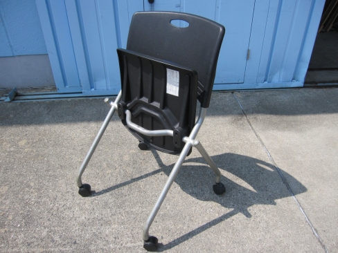 会議用チェア　ブルー　ネスティングチェア