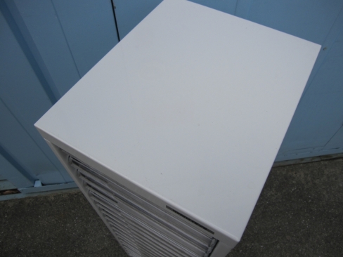 1列18段クリアケース　ホワイト　280ｘ340ｘ880