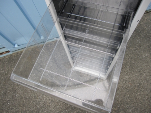 1列9段クリアケース　ホワイト　280ｘ340ｘ880