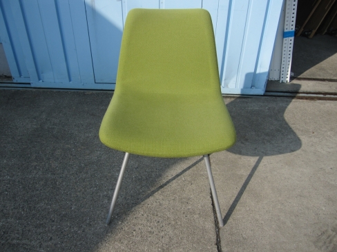 特価！　ミーティングチェア　ライトグリーン　４本脚　イトーキ製KJC-810C-Z5032