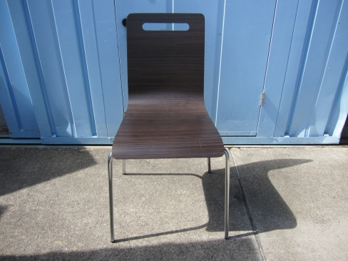 スタッキングチェア　木目ダークブラウン　オリバー製