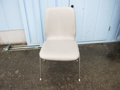 会議用チェア　ビニールレザー　ライトグレー