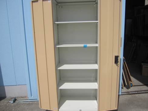 両開き書庫　鍵あり　700ｘ450ｘ1850　プラス製