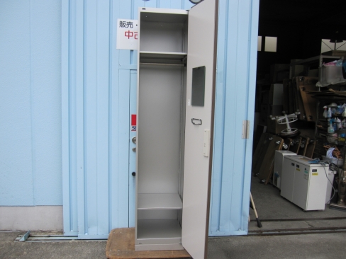 特価！　1人用ロッカー　450ｘ450ｘ2130　イトーキ製　かぎなし