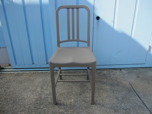 チェア　ポリプロピレン　ライトブラウン