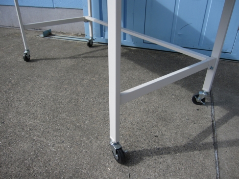 ヤマテック　作業台　1500ｘ750ｘ830　耐荷重150ｋｇ