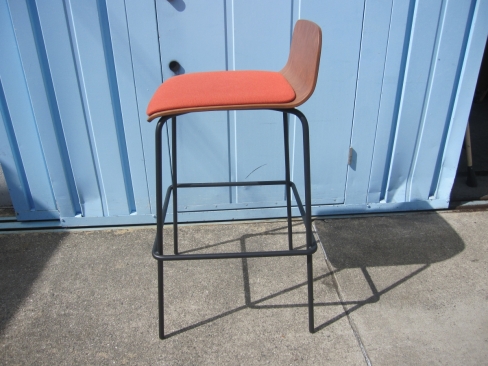 特価！　カウンターチェア　ハイチェア　オレンジ　イトーキ製　KLL-123C-TTD4