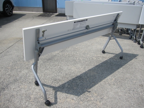 会議用テーブル　ホワイト　1800ｘ450ｘ700　スタックテーブル