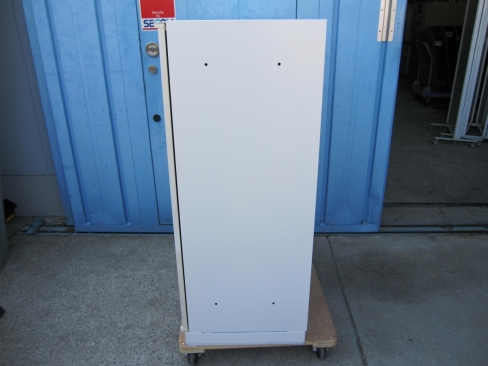 両開き書庫　ウチダ製ＨＳシリーズ　ホワイト　　鍵あり