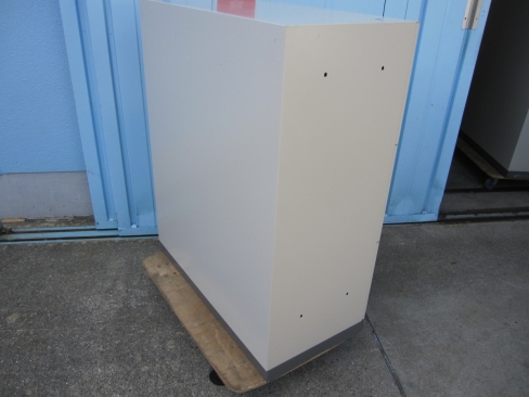 3段ラテラル　鍵あり　ニューグレー　コクヨ製　900ｘ450ｘ1100　天板に塗装はげあり