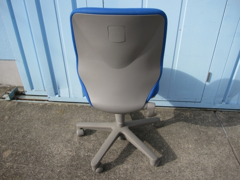 事務イス　コクヨ製セディスタチェア　ブルー　肘なし　CRS-G420F3