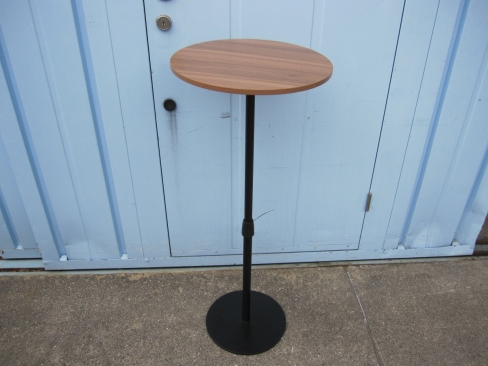 サイドテーブル　φ390　H540～950　※天板の固定が甘いので少しぐらつきます