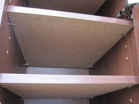 扉付き木製シューズボックス　300ｘ350ｘ910