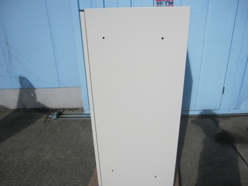 両開き書庫　ホワイト　鍵あり　900ｘ450ｘ1100　イトーキ製