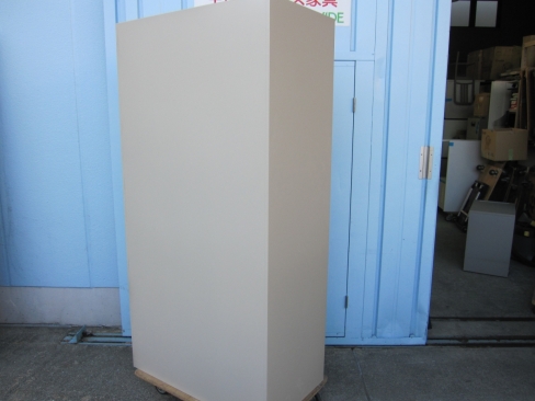 3人用ロッカー　ニューグレー　鍵あり　ウチダ製　900ｘ515ｘ1790