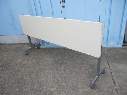 会議テーブル　ホワイト　1800ｘ450ｘ700　スタックテーブル