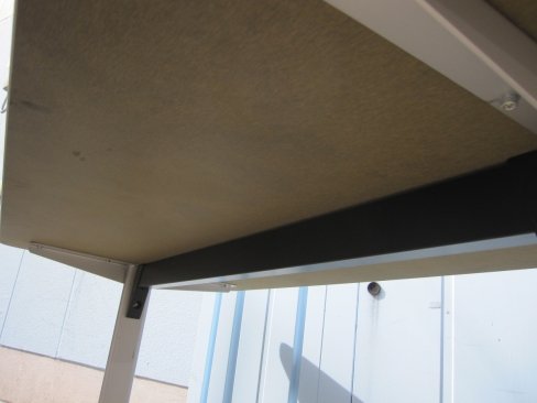 会議用テーブル　ホワイト　1500ｘ750ｘ720　Ｔ字脚