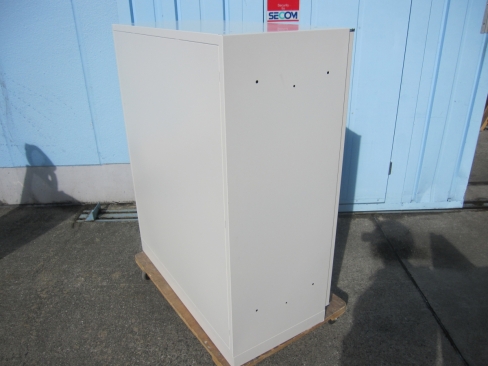 両開き書庫　ホワイト　鍵あり　900ｘ450ｘ1100　イトーキ製