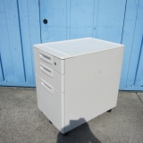 3段ワゴン ホワイト 鍵あり プラス製