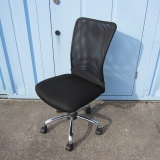 メッシュチェア ブラック 肘なし